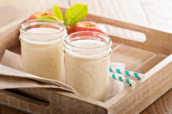 APPLE AND CINNAMON SMOOTHIES