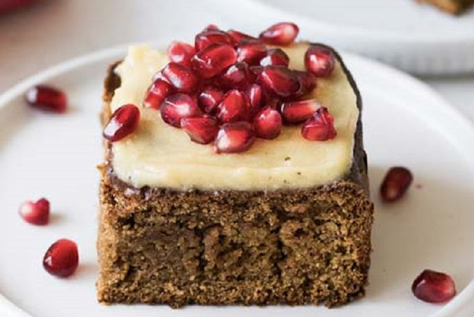 Cinnamon cake with spices